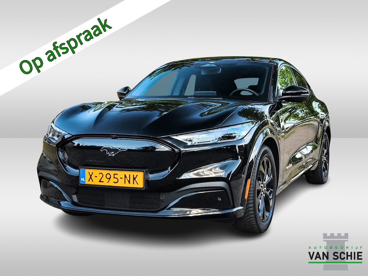Ford Mustang Mach-E - Extended Premium AWD 98 kWh (351 PK) 1e-Eig. & Dealer-Onderh. BOVAG-Garantie. NL-Auto. - AutoWereld.nl