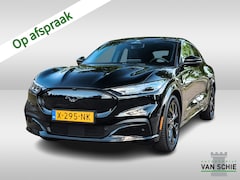 Ford Mustang Mach-E - Extended Premium AWD 98 kWh (351 PK) 1e-Eig. & Dealer-Onderh. BOVAG-Garantie. NL-Auto