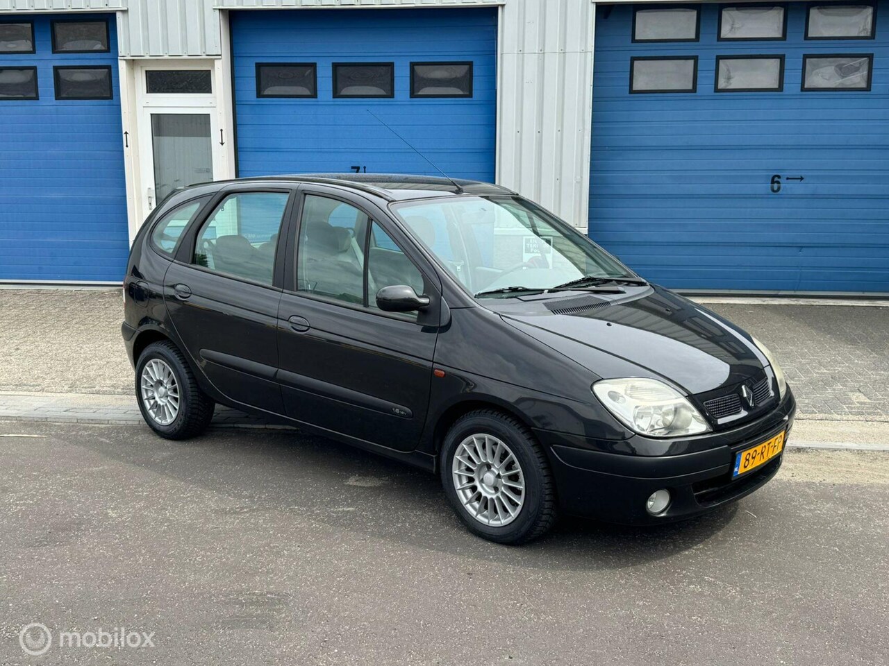 Renault Scénic - 1.6-16V Authentique 1.6-16V Authentique - AutoWereld.nl