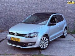 Volkswagen Polo - 1.2 TSI Highline Panoramadak Carplay Camera