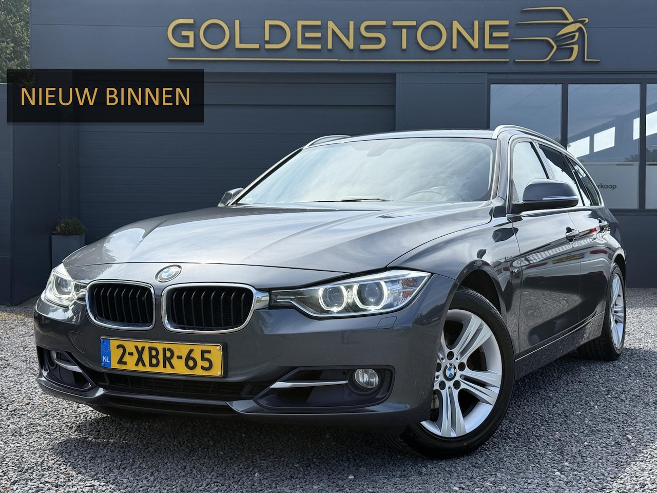 BMW 3-serie Touring - 320i High Executive Leder,Navi,184pk,Clima,Cruise,Lm velgen,Automaat,Pdc,Stoelverwarming,A - AutoWereld.nl