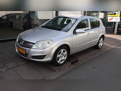 Opel Astra - 1.6 Business