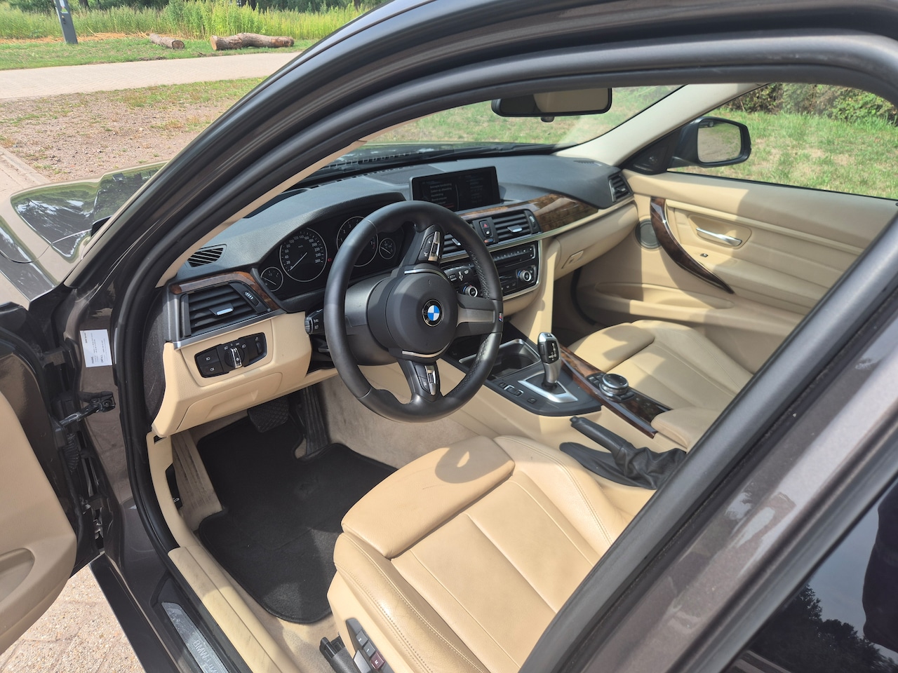 BMW 3-serie Touring - 335i xDrive High Executive - AutoWereld.nl