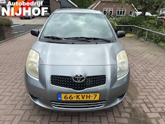 Toyota Yaris - 1.3 VVTi Idols