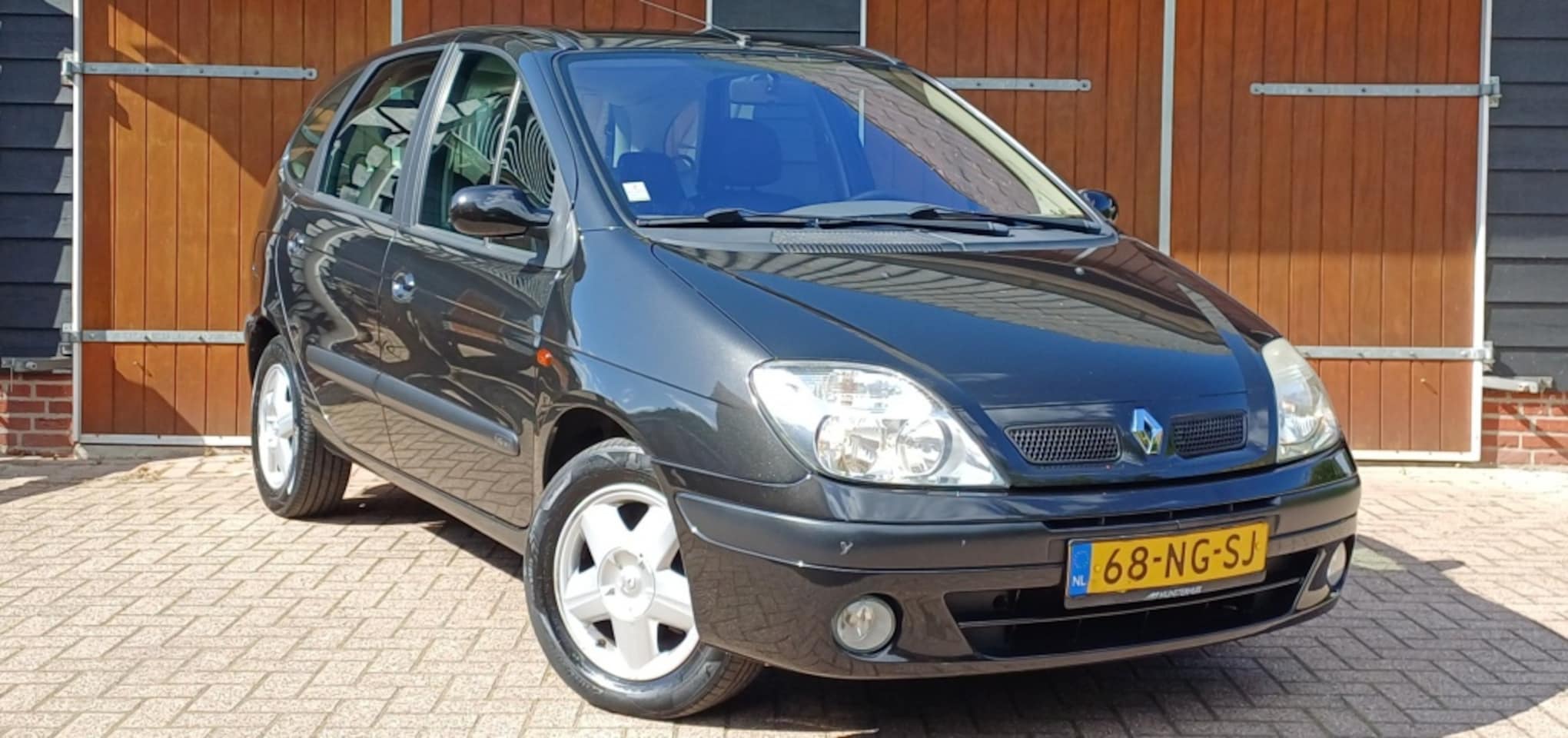 Renault Scénic - 1.6-16V Authentique 1.6-16V Authentique, Airco, Trekhaak, Nieuwe APK - AutoWereld.nl