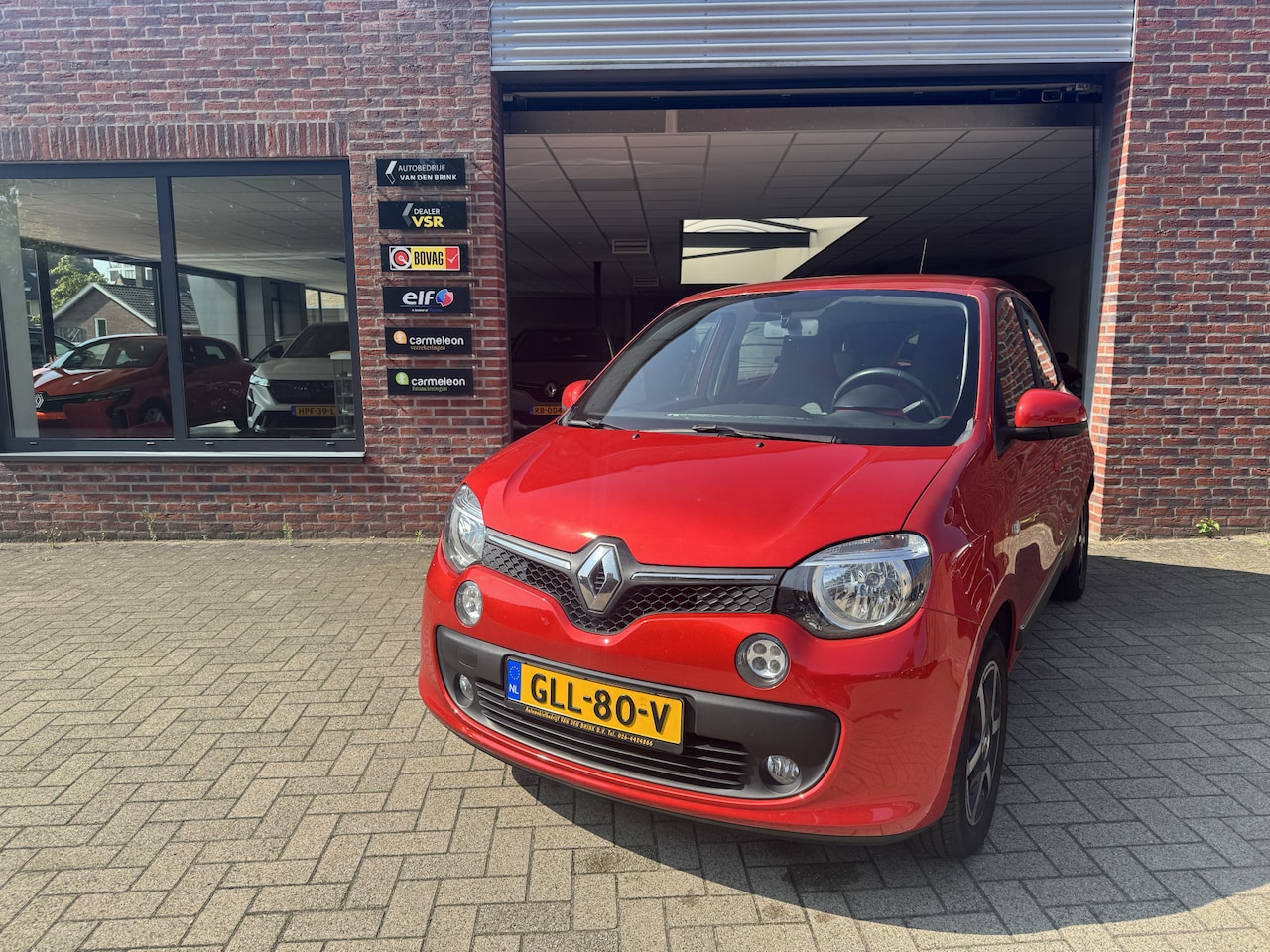 Renault Twingo - 1.0 SCe Dynamique navigatie, pdc en camera - AutoWereld.nl