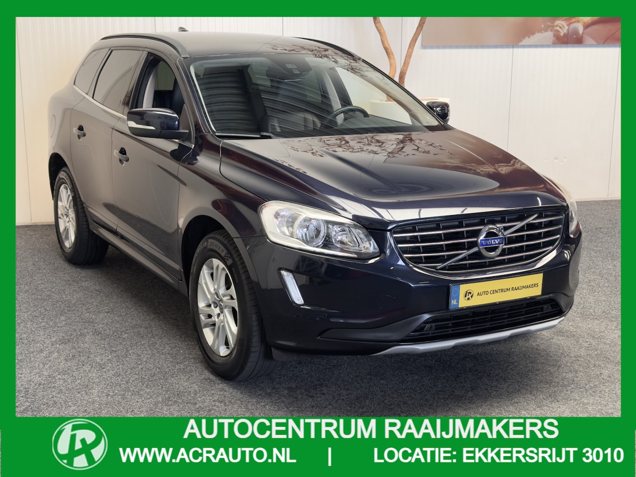 Volvo XC60 - 2.0 T5 FWD MOMENTUM LEDER STOELVERWARMING NAVIGATIE BLUETOOTH TELEFOON MEDIA VOORBEREIDING - AutoWereld.nl