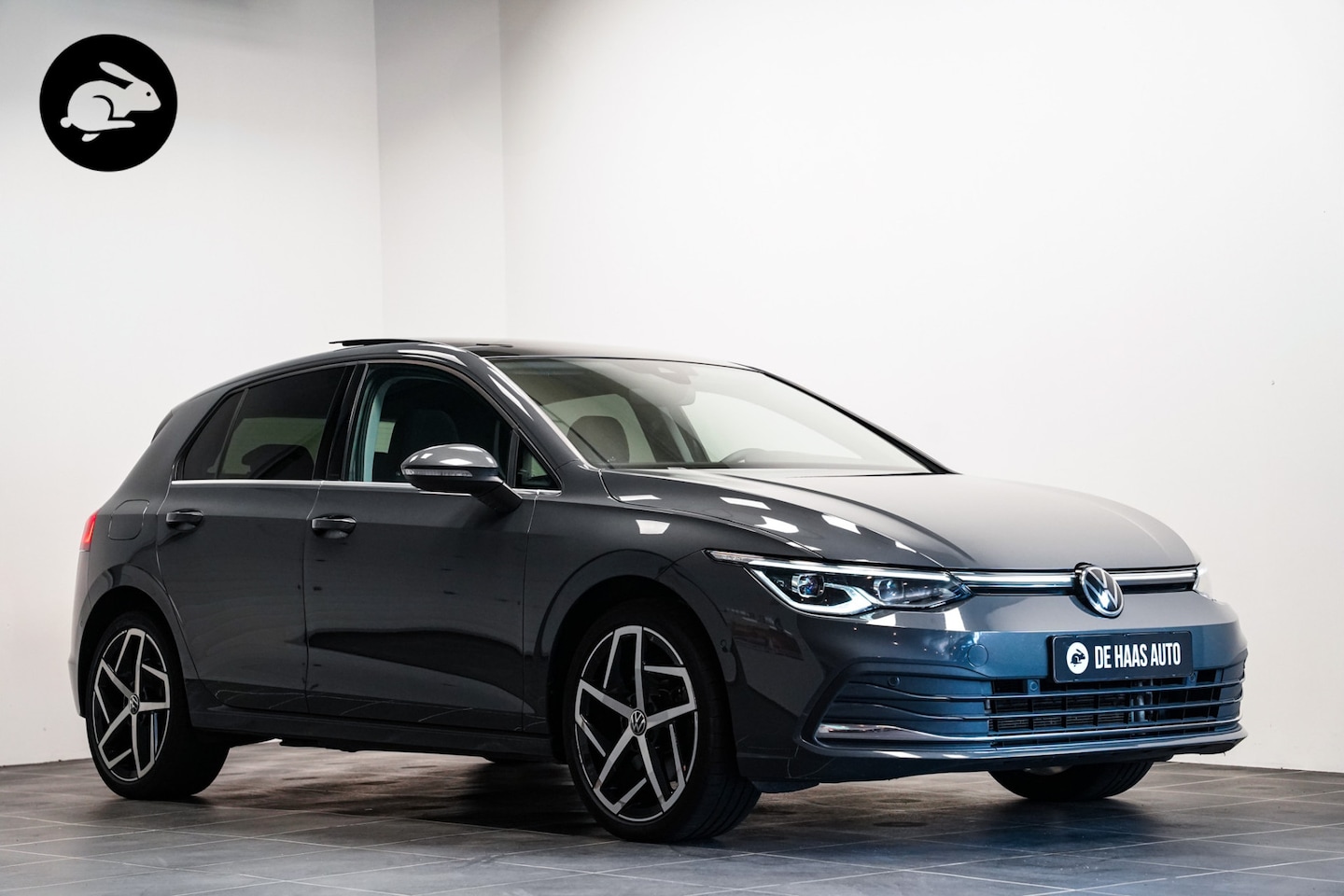 Volkswagen Golf - 1.4 eHybrid Style/Panodak/Trekhaak/Matrixled - AutoWereld.nl