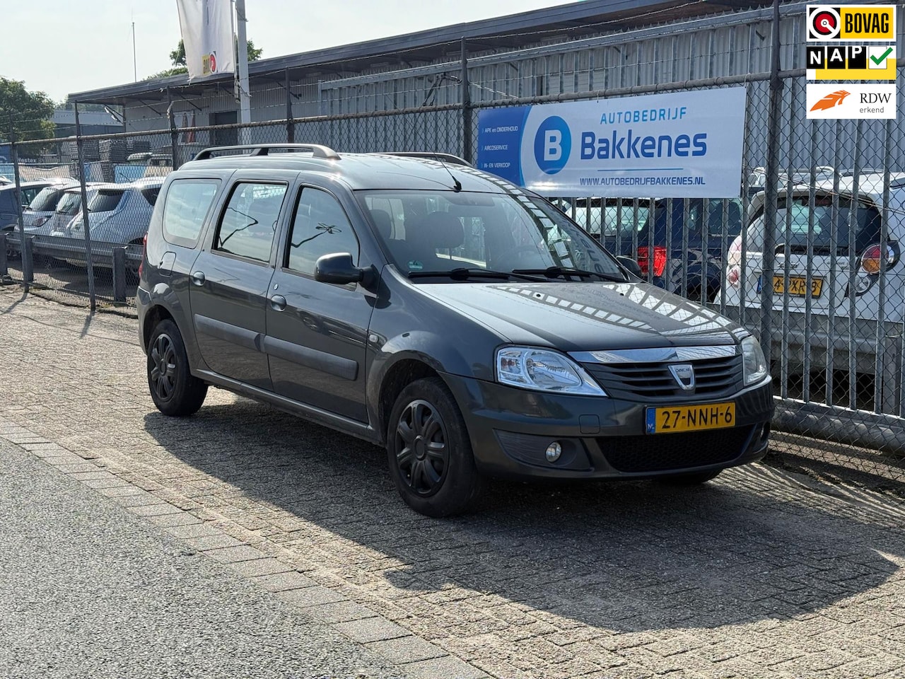 Dacia Logan MCV - 1.6-16V Lauréate | Airco | D-riem is vervangen - AutoWereld.nl