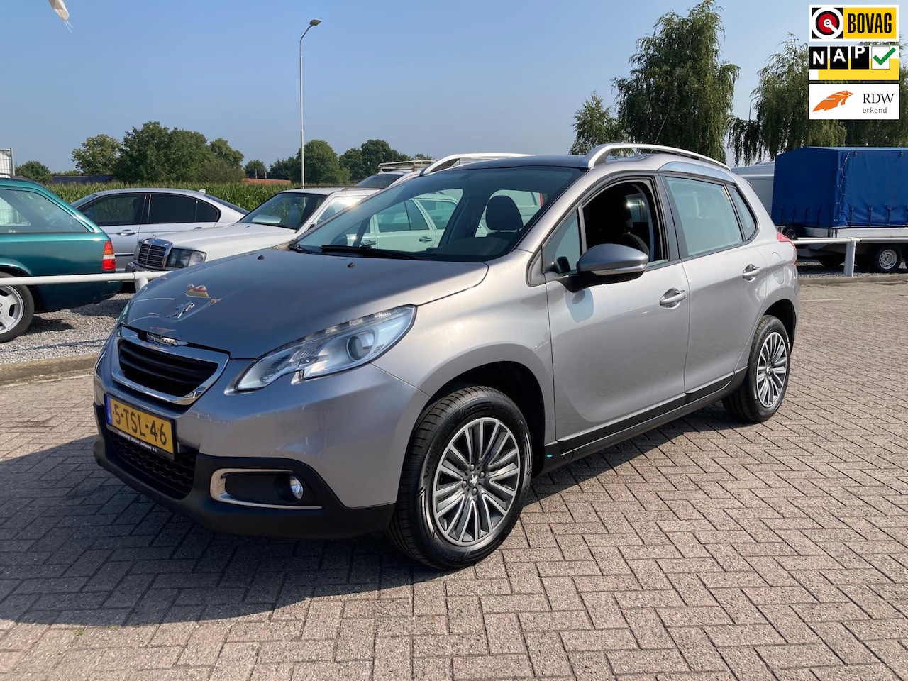 Peugeot 2008 - 1.2 VTi Active Pack Premium 1.2 VTi Active Pack Premium - AutoWereld.nl