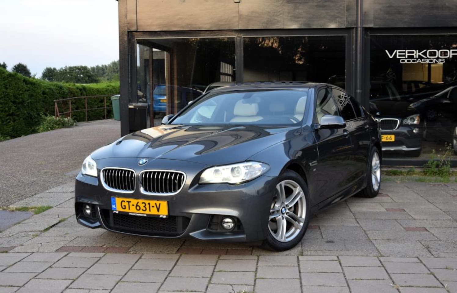BMW 5-serie - 520i M Sport Edition High Executive Schuifdak. Volledige onderhoud facturen aanwezig - AutoWereld.nl