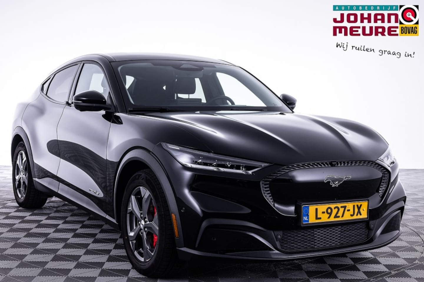 Ford Mustang Mach-E - RWD 75 kWh | B&O | LEDER | Trekhaak ✅ 1e Eigenaar - AutoWereld.nl