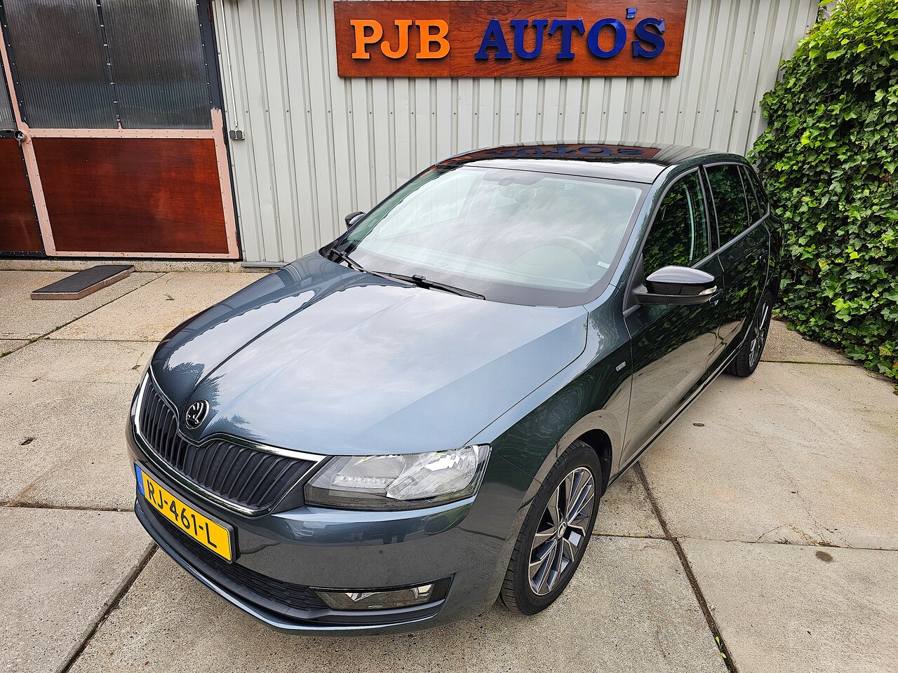 Skoda Rapid Spaceback - 1.0 TSI Greentech Drive Panorama! Navi! Stoelverwarming!