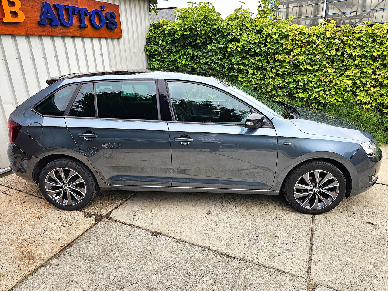 Skoda Rapid Spaceback - 1.0 TSI Greentech Drive Panorama! Navi! Stoelverwarming!