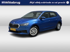Skoda Fabia - 1.0 TSI Ambition / Navi Amundsen / App Connect / Parkeersensoren / 15" LMV / LED / Fabriek