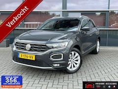 Volkswagen T-Roc - 1.5 TSI Style Business/Trekhaak/Keyless/Virtual/Automaat