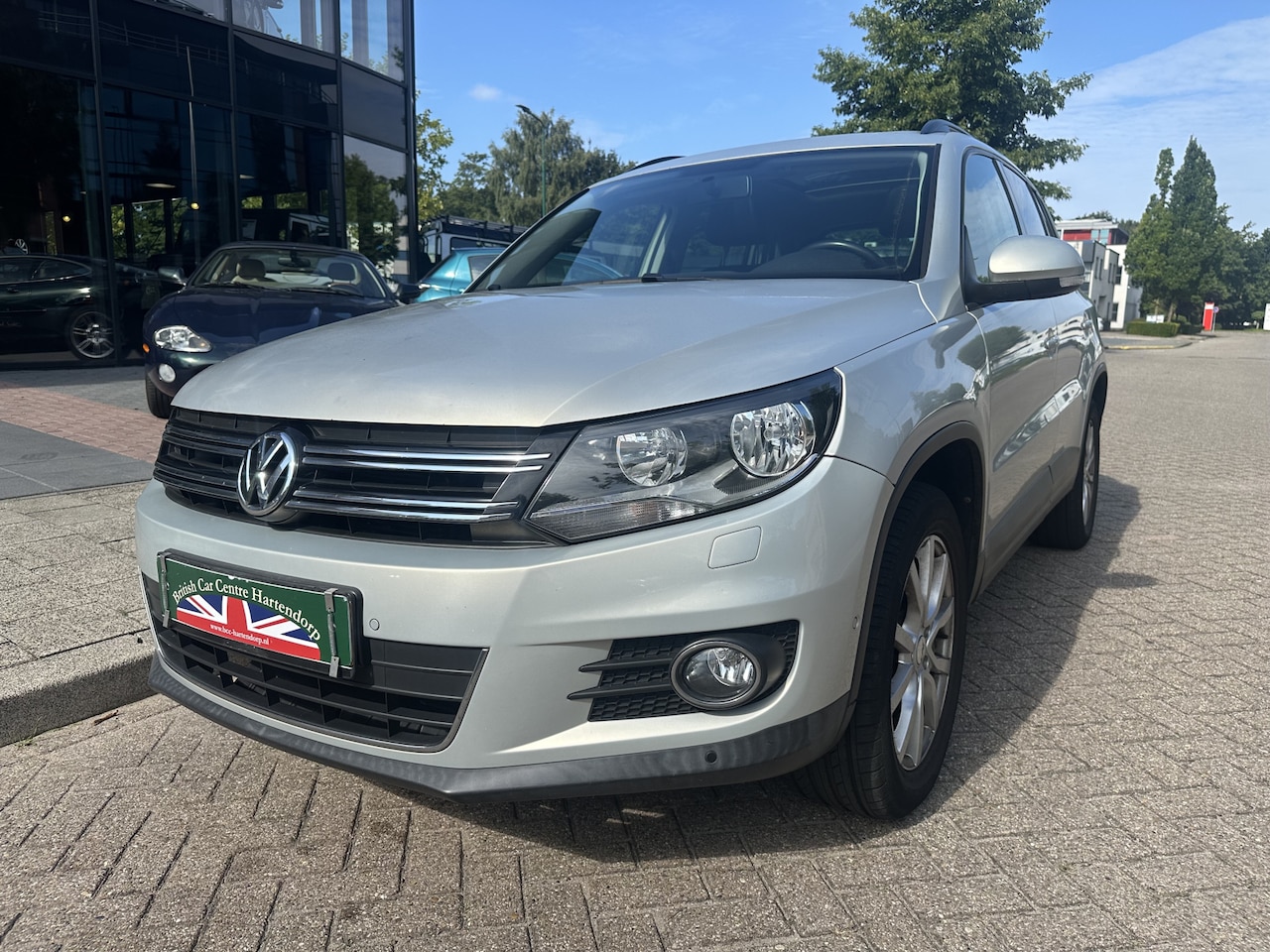 Volkswagen Tiguan - 2.0 TSI Sport&Style 4Motion - AutoWereld.nl