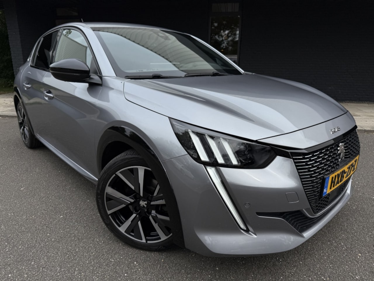 Peugeot 208 - 1.2 PureTech GT 1.2 PureTech GT - AutoWereld.nl