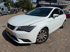 SEAT Leon SC - 1.6 TDI Style Ecomotive *CLIMA*CRUISE*LM. VELGEN*ELEKTR. PAKKET*6BAK