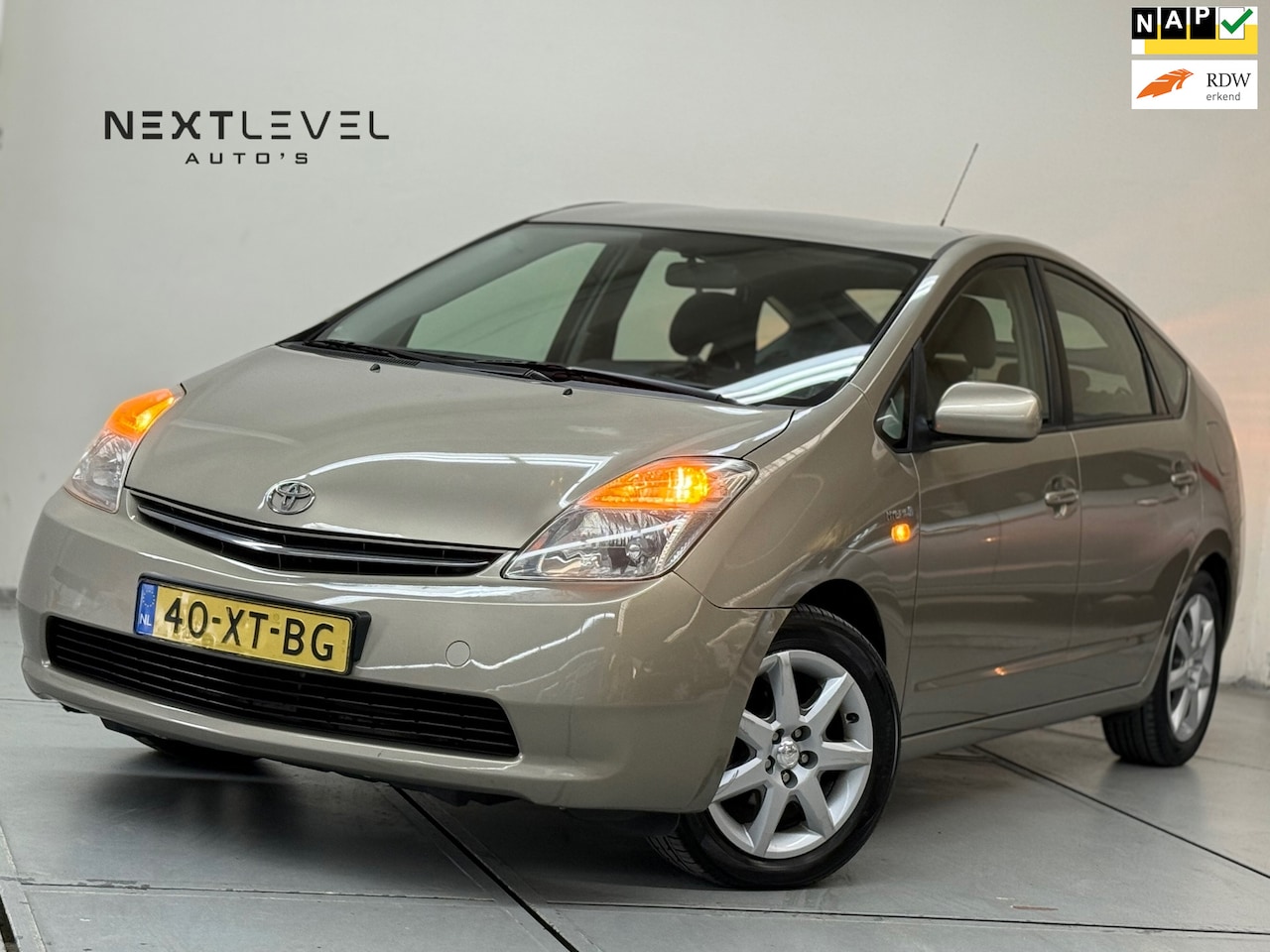 Toyota Prius - 1.5 VVT-i Comfort Dealer Onderhouden Nw APK Airco Cruise - AutoWereld.nl