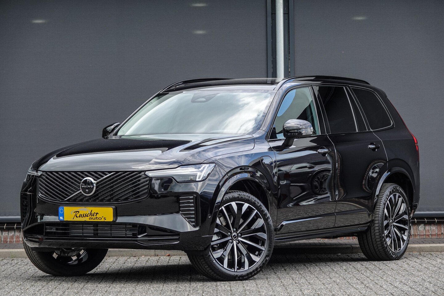 Volvo XC90 - T8 Recharge 455Pk Aut. | Plug In Hybrid | Dark | 7-Persoons | 360° Camera | Harman-Kardon - AutoWereld.nl