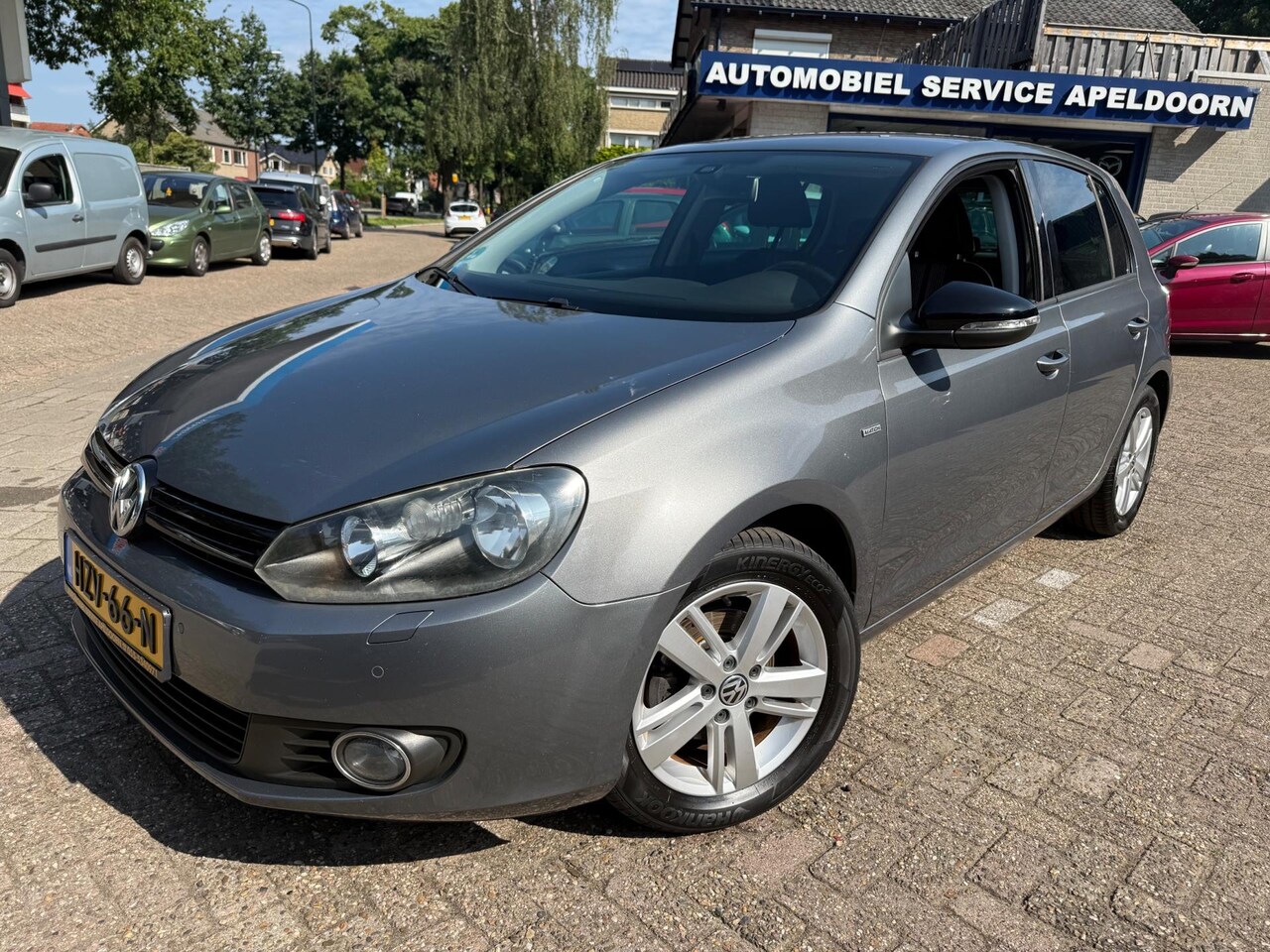 Volkswagen Golf - 1.2 TSI Trendline *CLIMA*STOELVERW.*PDC*LM.VELGEN*DIML. AUTOM.*ELEKTR. PAKKET* - AutoWereld.nl