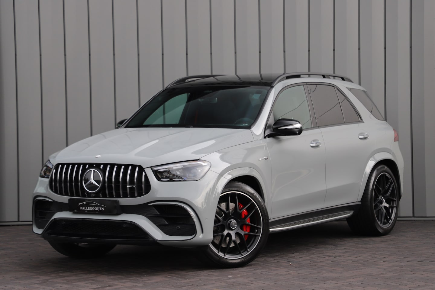 Mercedes-Benz GLE-Klasse - 63 S AMG 4MATIC+ | 612PK | Luchtvering | Massage | Carbon | Head-up | Keyles-go | Sfeerver - AutoWereld.nl