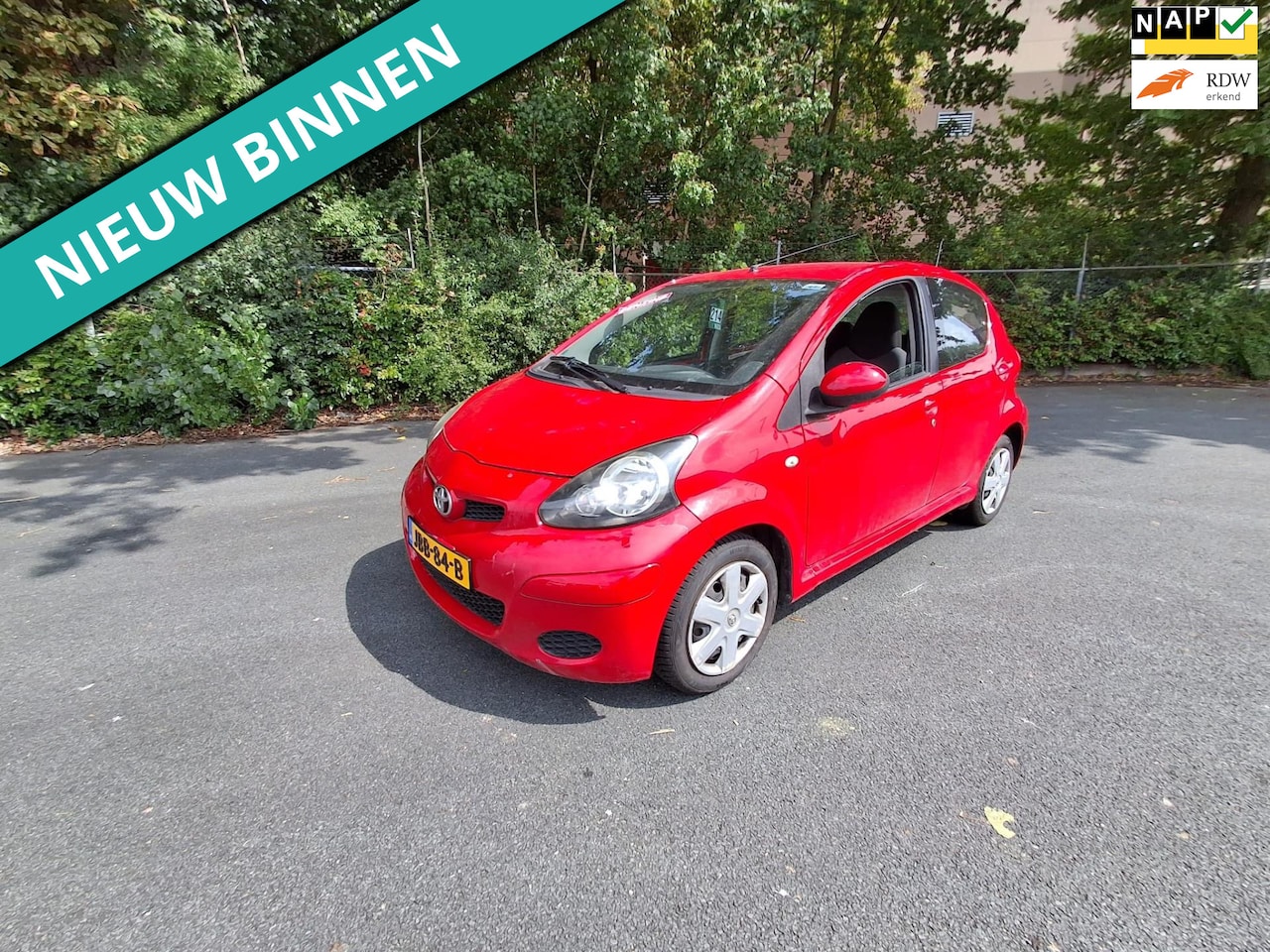 Toyota Aygo - 1.0-12V zo ingeruild dus zo weg prijsje - AutoWereld.nl