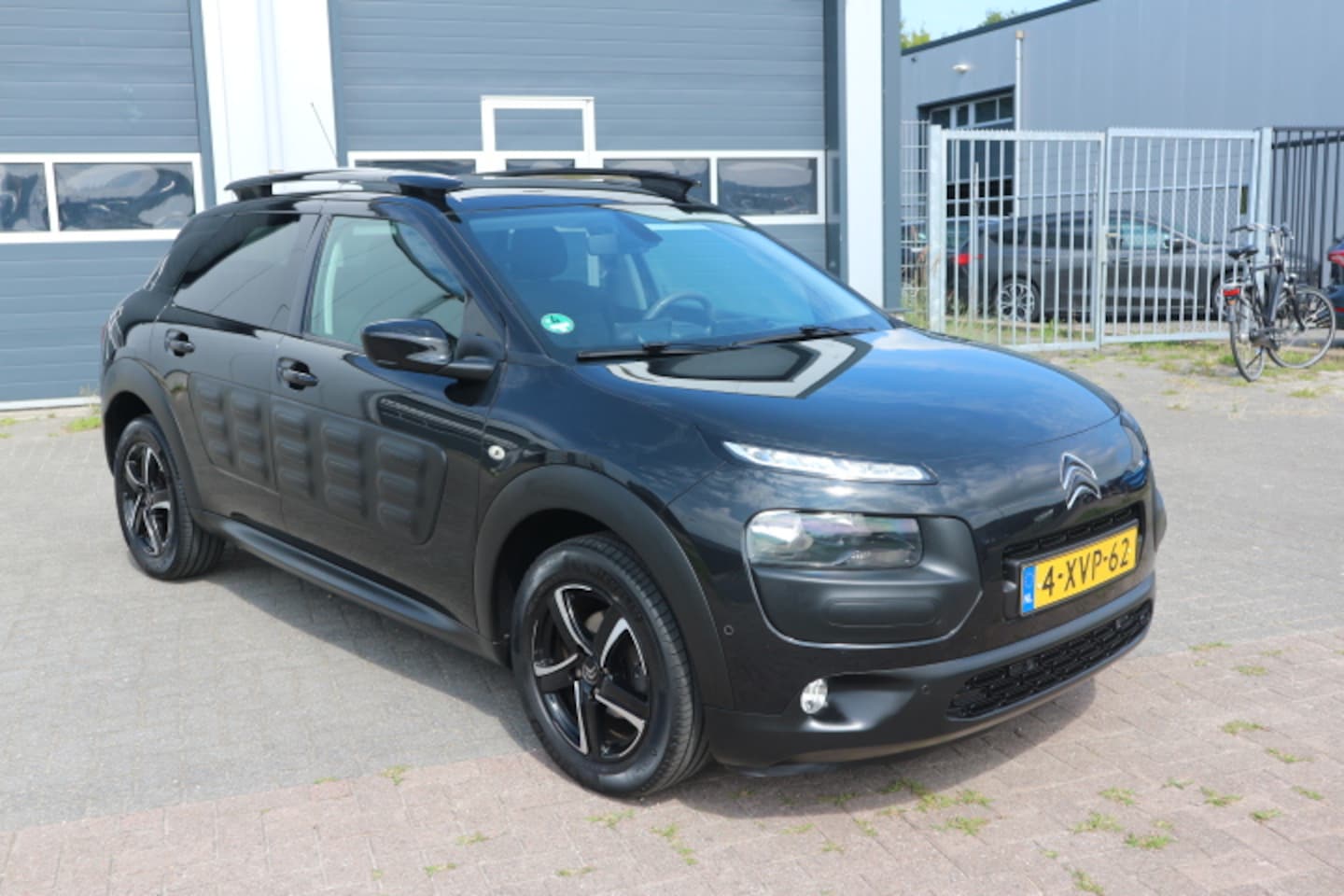 Citroën C4 Cactus - 1.6 BlueHDi Shine 1.6 BlueHDi Shine - AutoWereld.nl