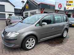 Volkswagen Touran - 1.4 TSI Trendline Clima / Trekhaak / 7-persoons