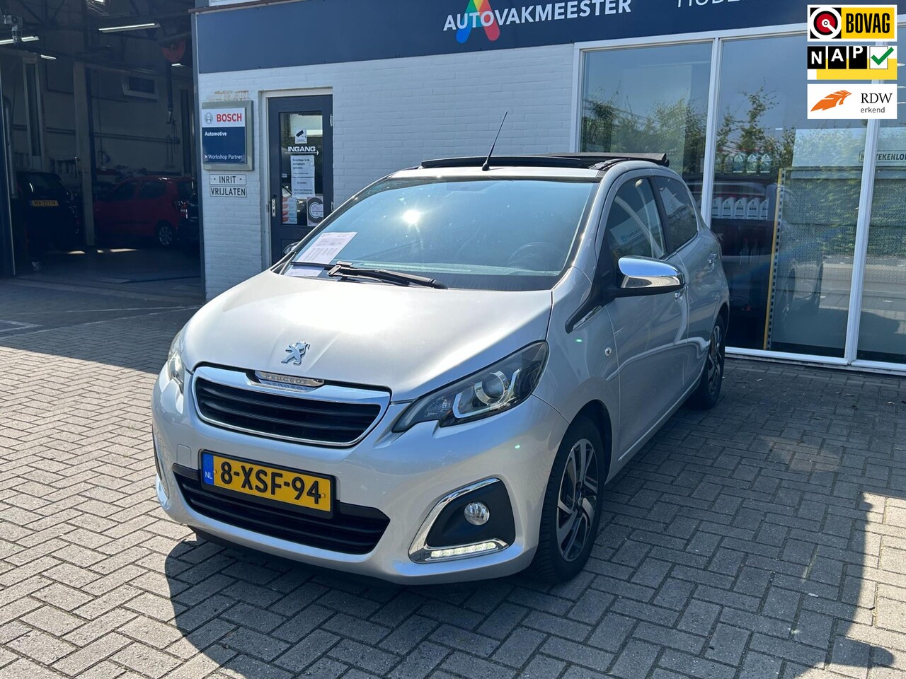 Peugeot 108 - 1.0 e-VTi Première Top 1.0 e-VTi Première Top - AutoWereld.nl