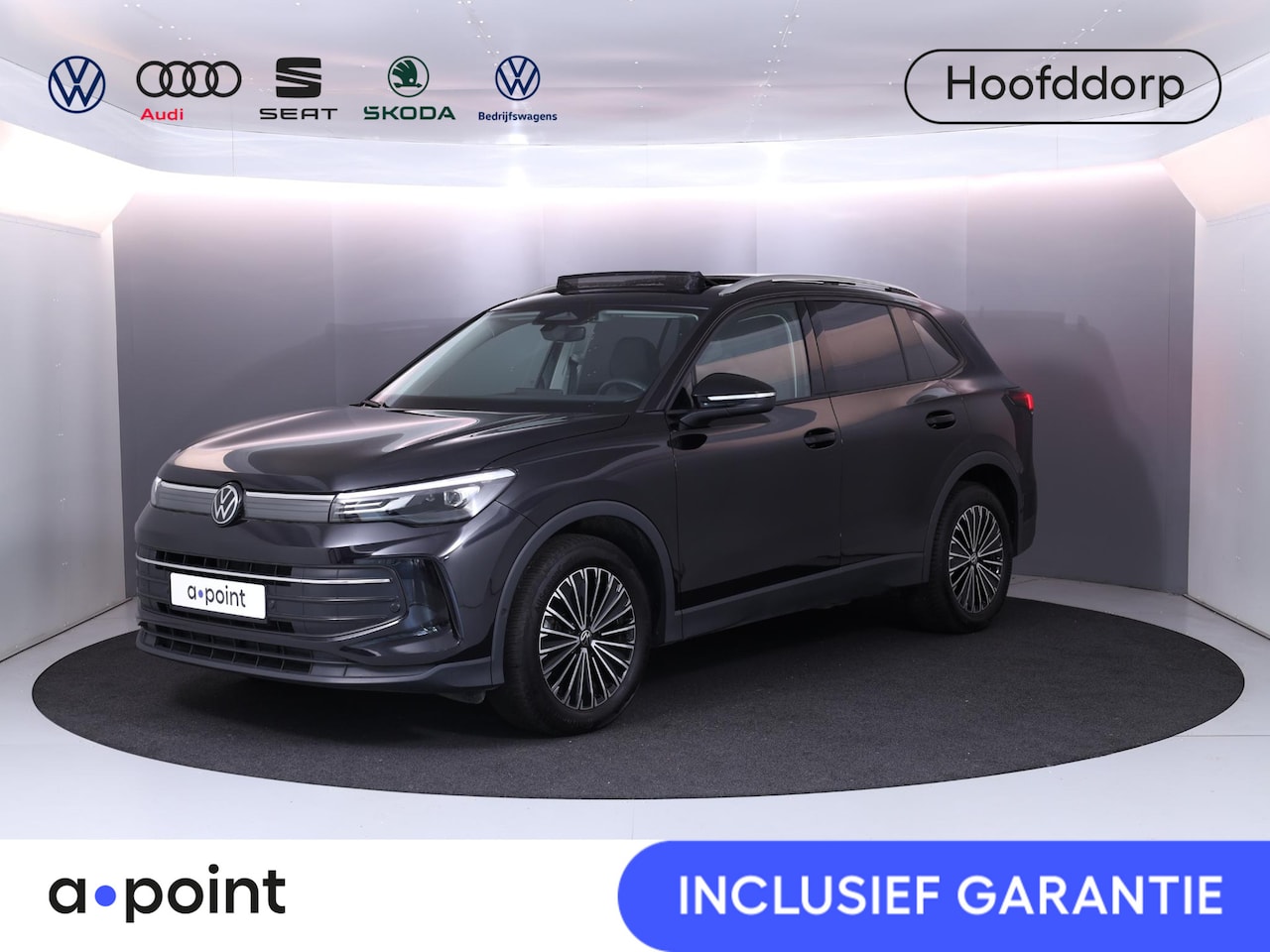 Volkswagen Tiguan - 1.5 eTSI Life Edition 130 pk Automaat (DSG) | Verlengde garantie | Navigatie | Panoramadak - AutoWereld.nl