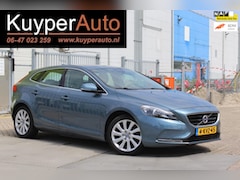 Volvo V40 - 1.6 D2 Summum LEDER TREKHAAK PARKEERPAKKET MULTIMEDIA VERWARMBARE STOELEN