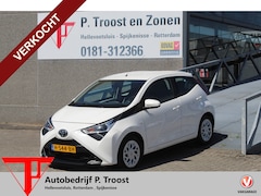 Toyota Aygo - 1.0 VVT-i x-play *Automaat*Airco/Apple carplay/Achteruitrijcamera/Toerenteller/Elektrische