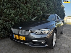 BMW 3-serie Touring - 318i Edition Luxury Line Purity Executive
