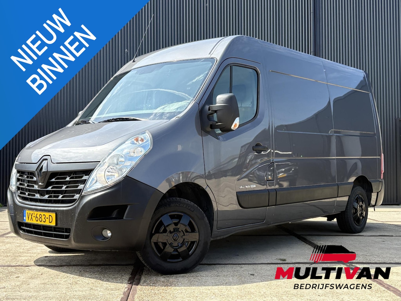 Renault Master - T35 2.3 dCi L2H2 | AIRCO KOUD | CRUISE CONTROL | LAGE KM - AutoWereld.nl