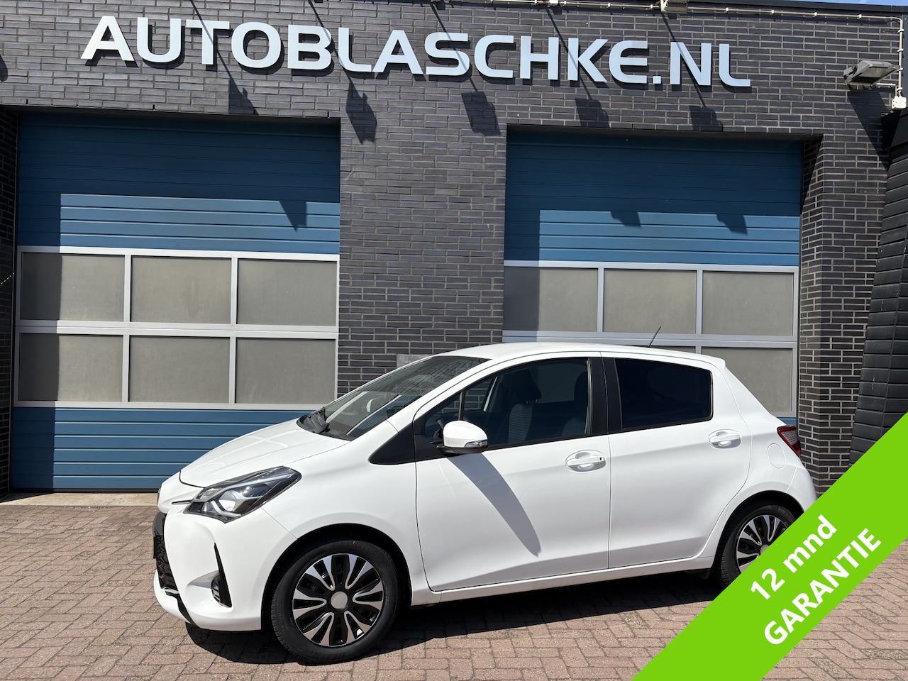 Toyota Yaris - 1.5 Hybrid Active 1.5 Hybrid Active, navi/climate/cruise/camera - AutoWereld.nl