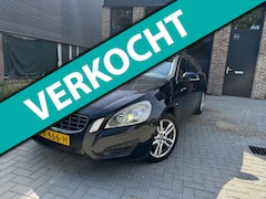 Volvo V60 - 1.6 T4 R-Design