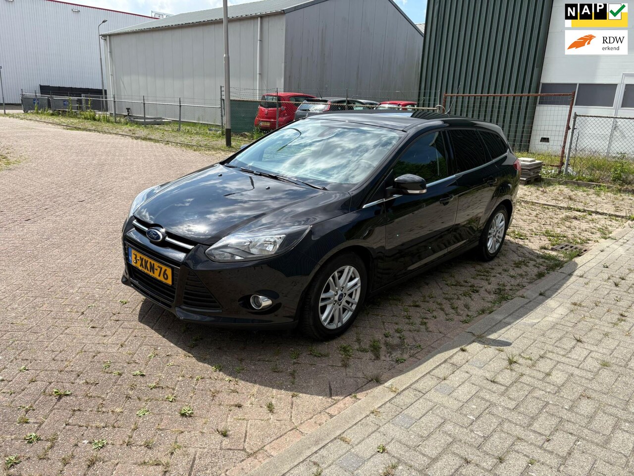 Ford Focus Wagon - 1.6 EcoBoost Edition Plus Leder Navi Pdc Voor en Achter Cruise Airco zeer nette auto - AutoWereld.nl