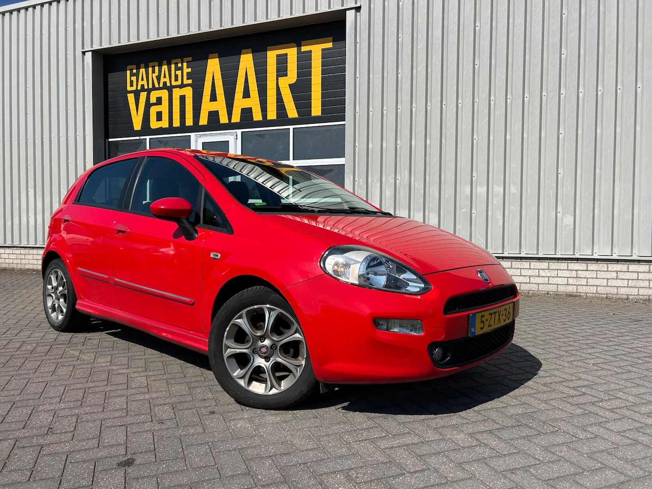 Fiat Punto Evo - 0.9 TwinAir Street | AIRCO | NAP | APK 04-2026 | - AutoWereld.nl