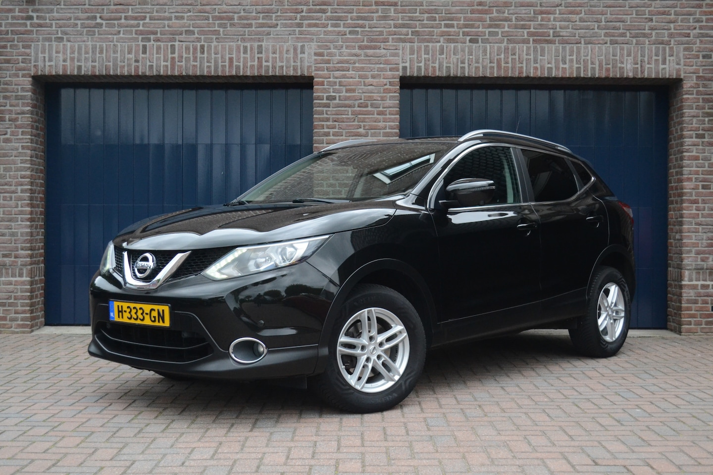 Nissan Qashqai - 1.6 Connect Edition | Trekhaak | 1500kg trekgewicht | 360 Camera | Stoelverwarming | Navig - AutoWereld.nl
