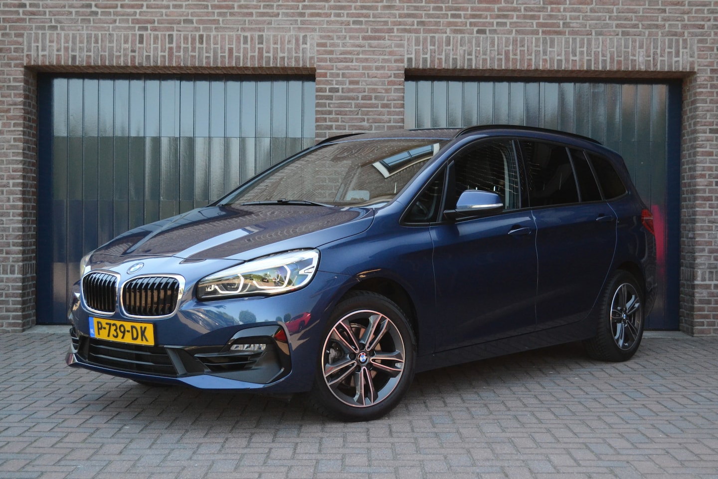 BMW 2-serie Gran Tourer - 216i 7p. Business Edition | Trekhaak | Head-Up | LED Koplampen | Elec. Achterklep - AutoWereld.nl