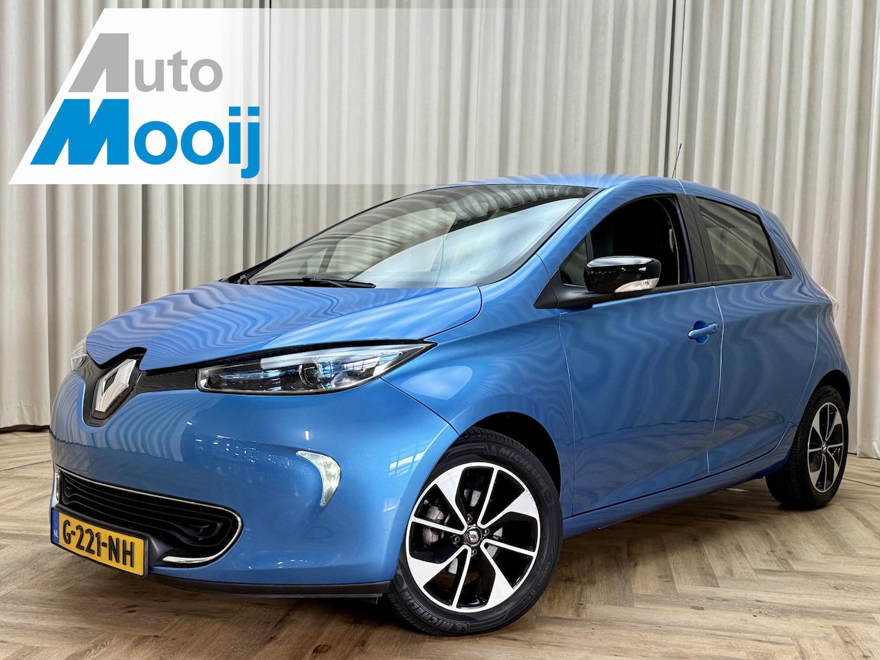 Renault Zoe - Q90 Intens Quickcharge 41 kWh *Koopaccu* Nieuwe Elektromotor / Camera / Navigatie / Cruise - AutoWereld.nl
