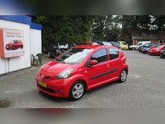 Toyota Aygo - 1.0-12V +