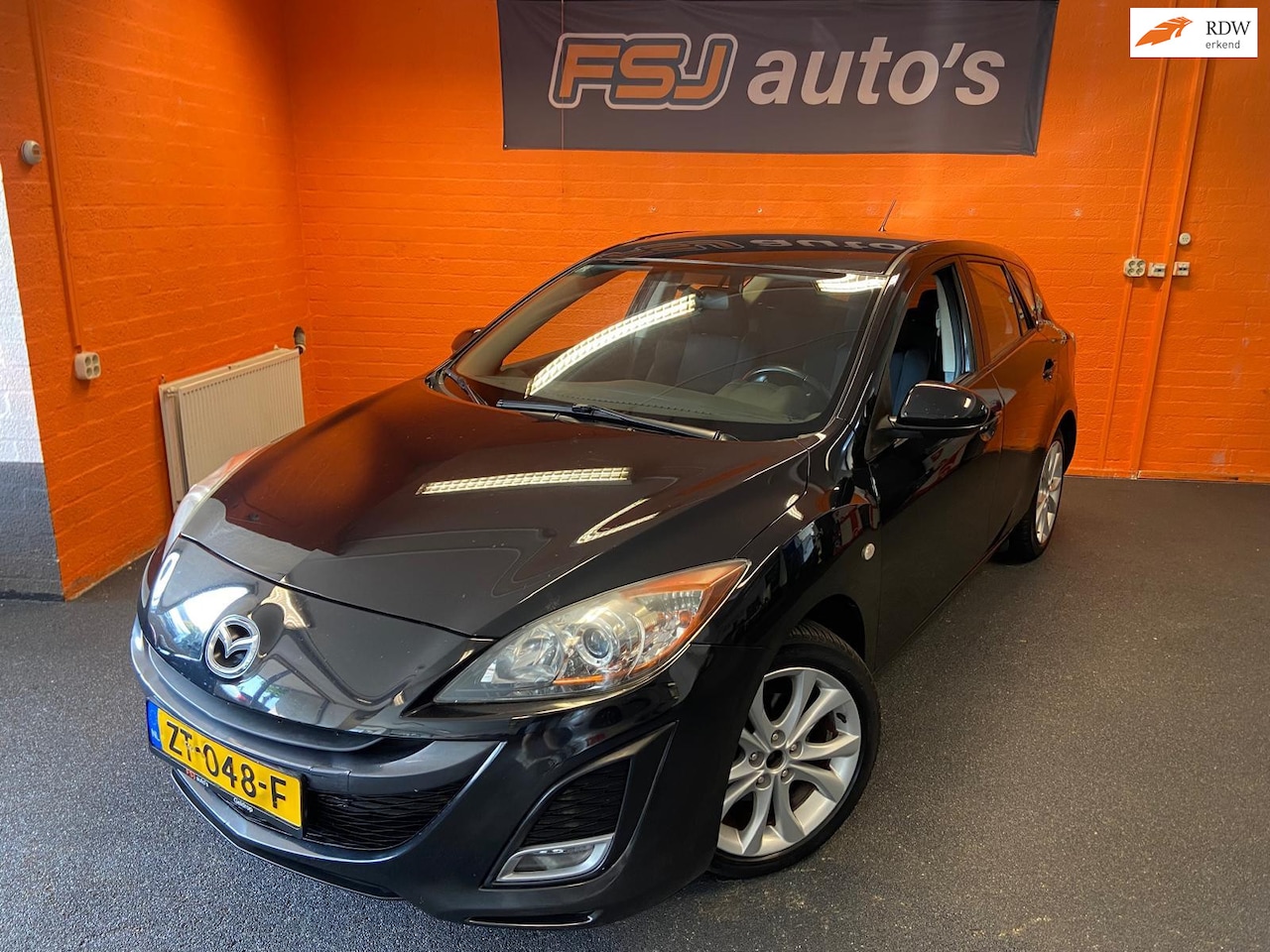 Mazda 3 Sport - 1.6 / 105PK / 5 DEURS / SPORT-EDITION / AIRCO!! - AutoWereld.nl