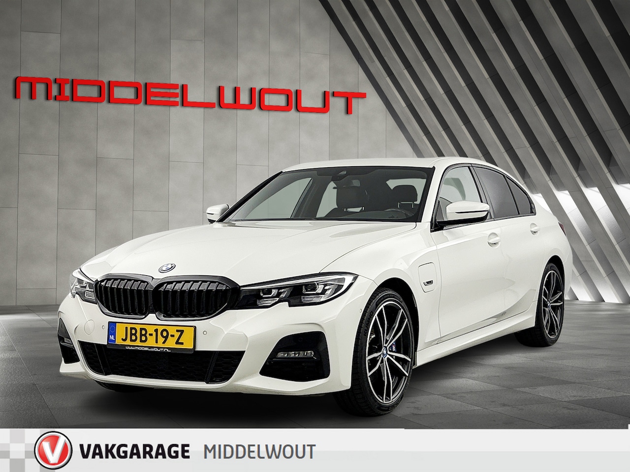 BMW 3-serie - 330e High Exe/M-Sport/M-Remm/dab/led/19"/Camera/BTW - AutoWereld.nl