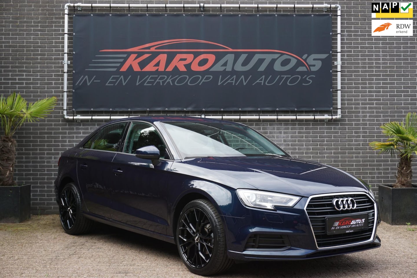 Audi A3 Limousine - 30 TFSI Xenon Nav Carplay Cam Cruis Pdc Lm - AutoWereld.nl