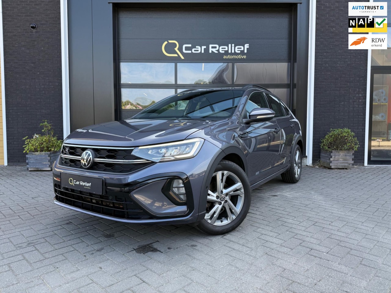 Volkswagen Taigo - 1.0 TSI R-Line Business | Apple CarPlay | Parkeercamera | Stoelverwarming | ACC | Lane Ass - AutoWereld.nl