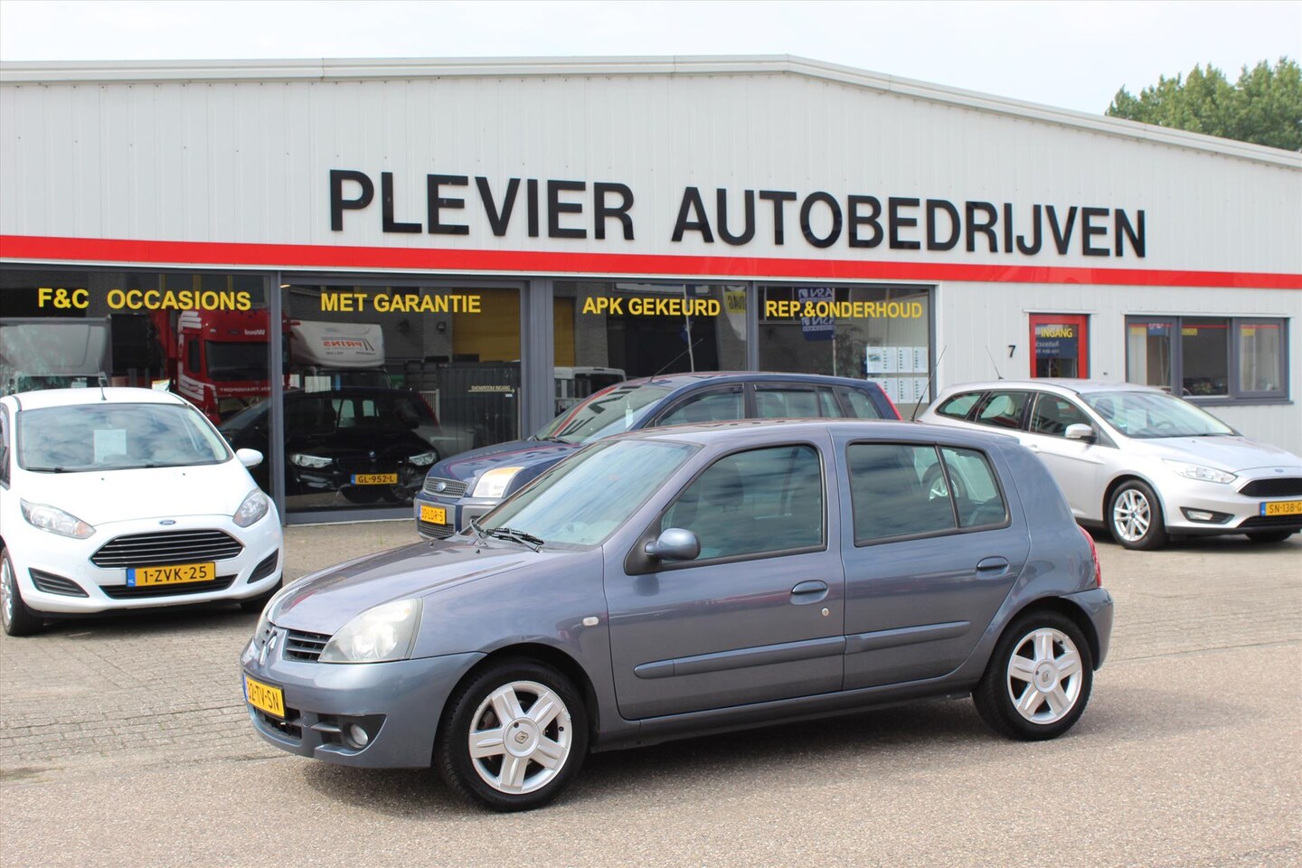Renault Clio - 1.2 16V 5 DEURS Dynamique - AutoWereld.nl