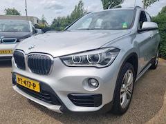 BMW X1 - SDrive20i High Executive Panodak Sportleder HeadUp